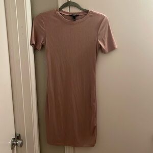 FOREVER 21 casual dress with sleeves